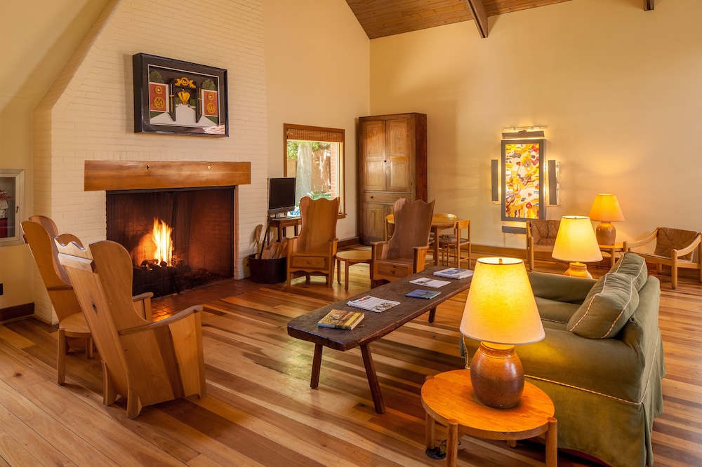 New Harmony Inn Resort and Conference Center in New Harmony Best