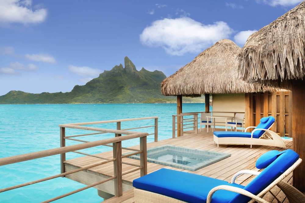 The St. Regis Bora Bora Resort: 2019 Room Prices $822 ...