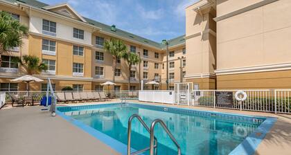 Homewood Suites by Hilton Daytona Beach Speedway-Airport
