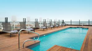 Outdoor pool, pool umbrellas