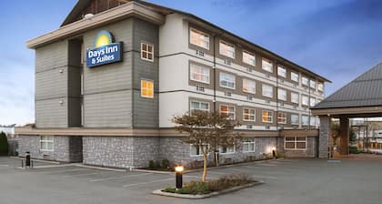 Days Inn & Suites by Wyndham Langley