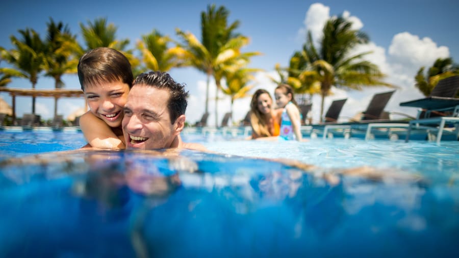 BlueBay Grand Esmeralda All Inclusive