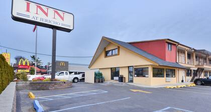 Inn at Jericho