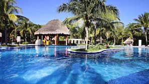 2 outdoor pools, pool umbrellas, pool loungers