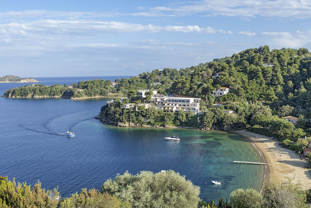 Cape Kanapitsa Hotel & Suites in Kanapitsa, Greece