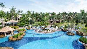 2 outdoor pools, pool umbrellas, pool loungers