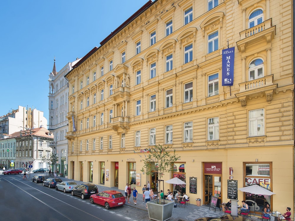 EA Hotel Mánes