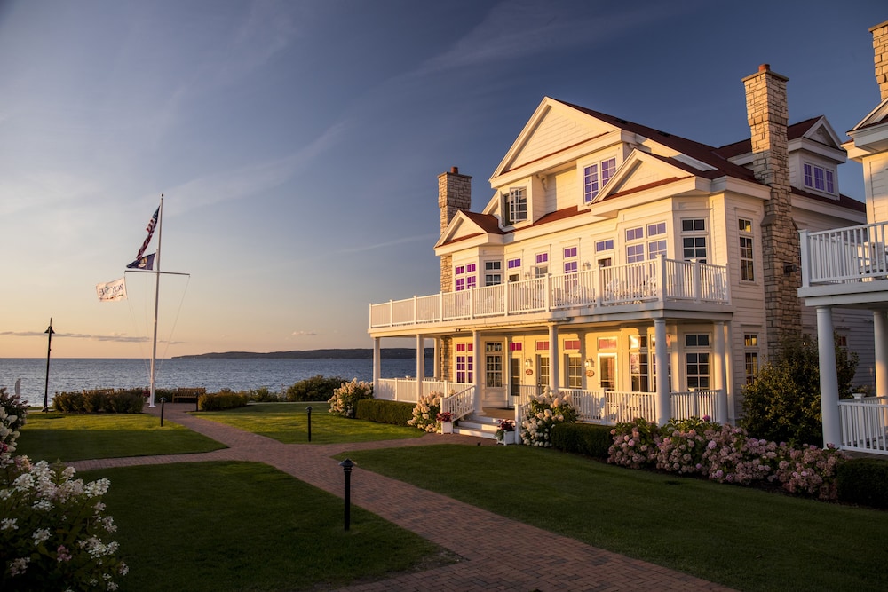 Cottages At Bay Harbor In Petoskey Hotel Rates Reviews On Orbitz