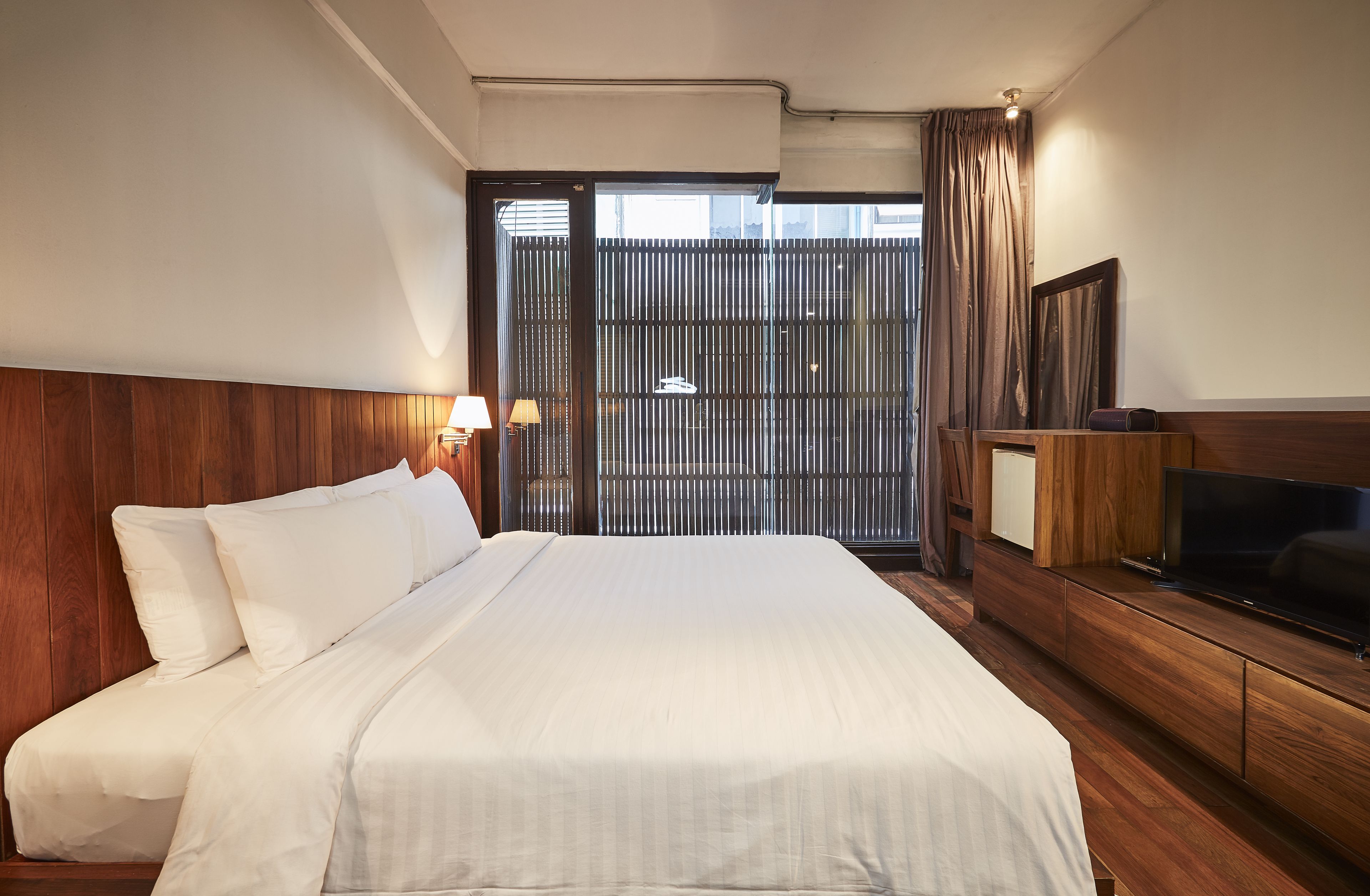 ラックス アット シロム 口コミ 部屋写真 料金 お得情報 エクスペディア