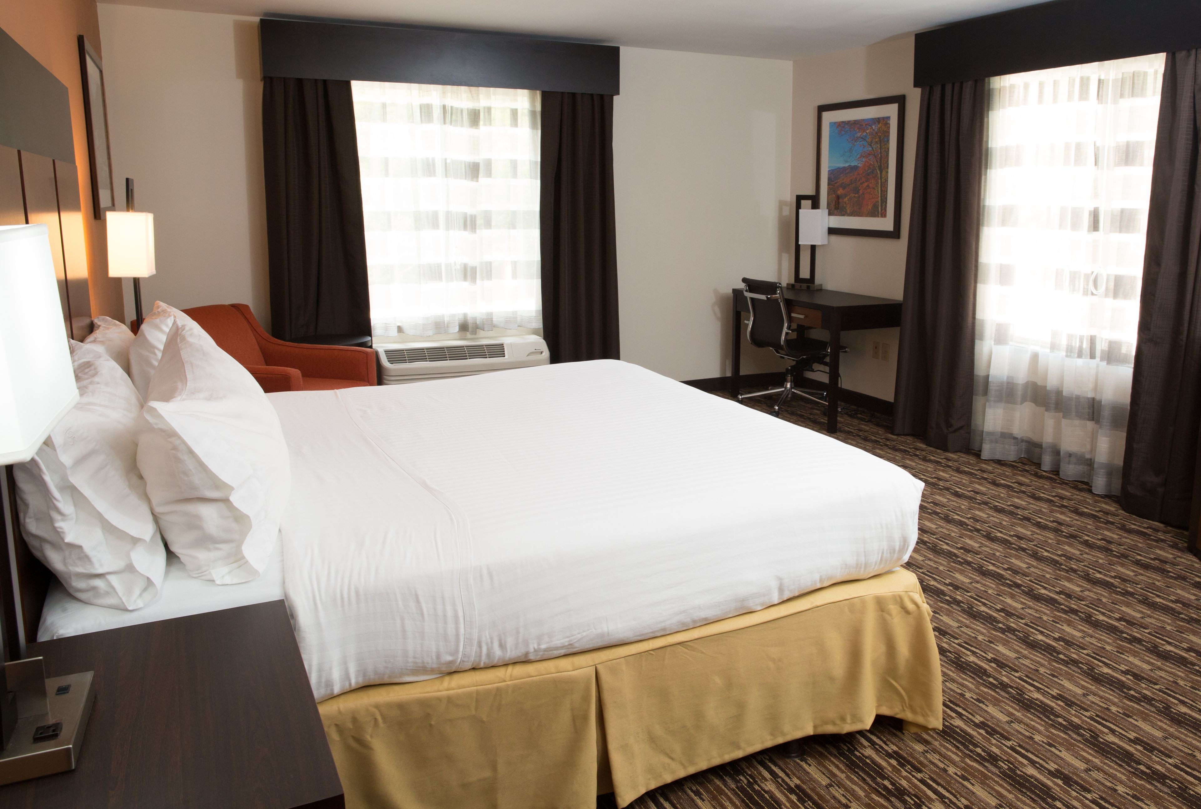 Holiday Inn Express Hotel & Suites Cherokee / Casino, an IHG Hotel ...