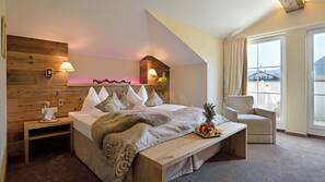 1 Schlafzimmer, hochwertige Bettwaren, Zimmersafe, Schreibtisch