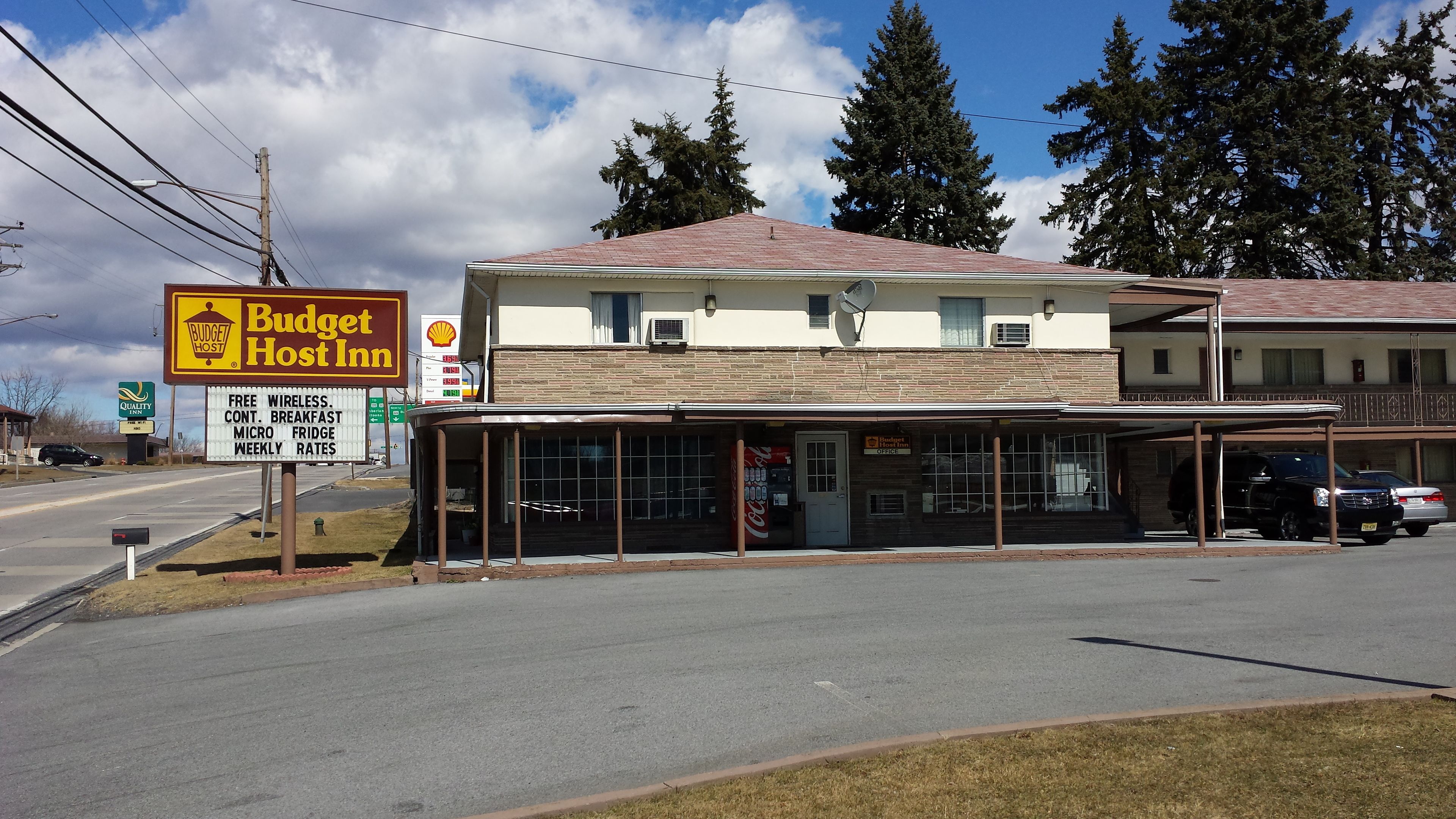 Budget Host Midway Inn in Johnstown, United States