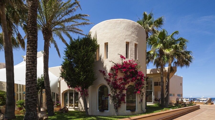 Invisa Hotel Club Cala Verde