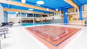 Indoor pool, pool loungers