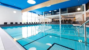 Indoor pool, pool loungers