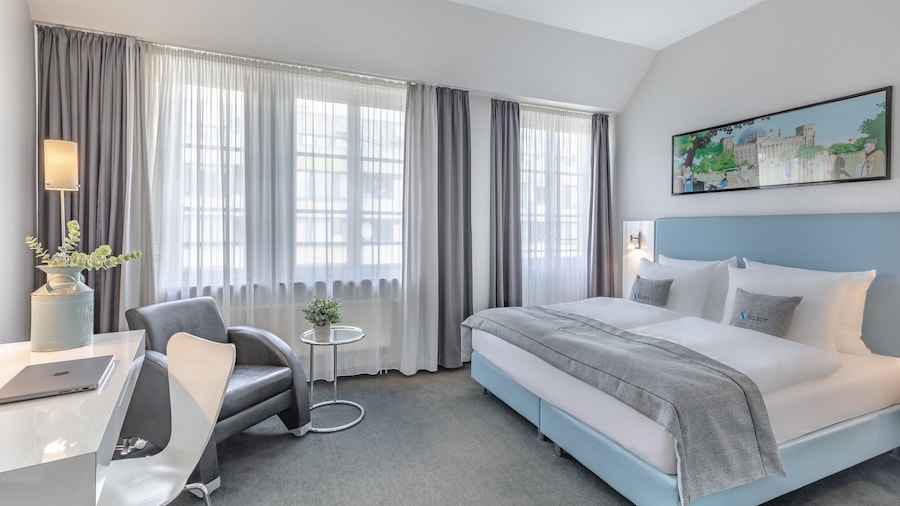 Select Hotel Berlin Checkpoint Charlie