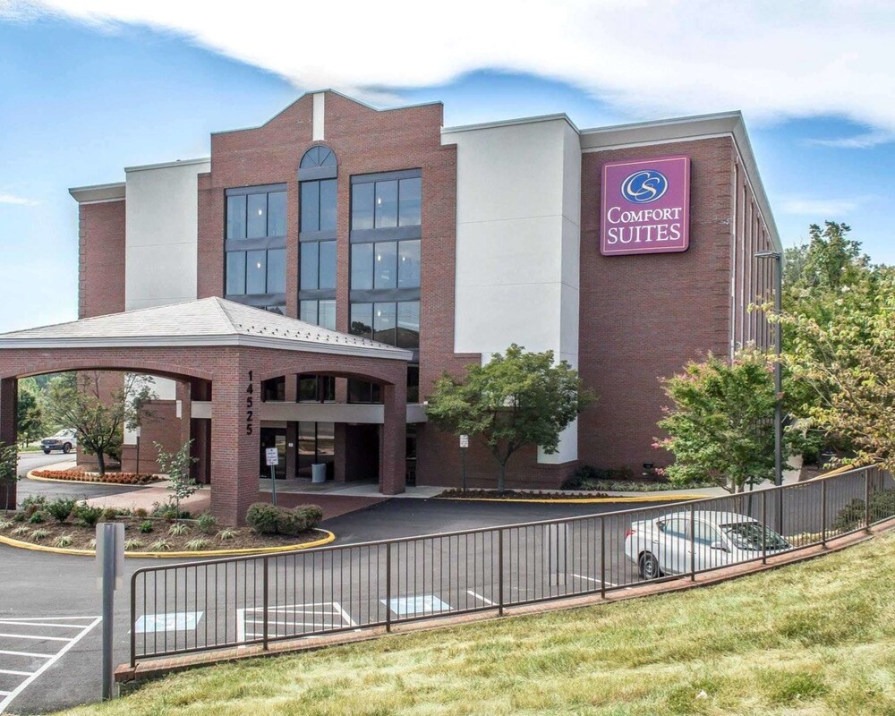 Comfort Suites Near Potomac Mills In Woodbridge Hotel Rates