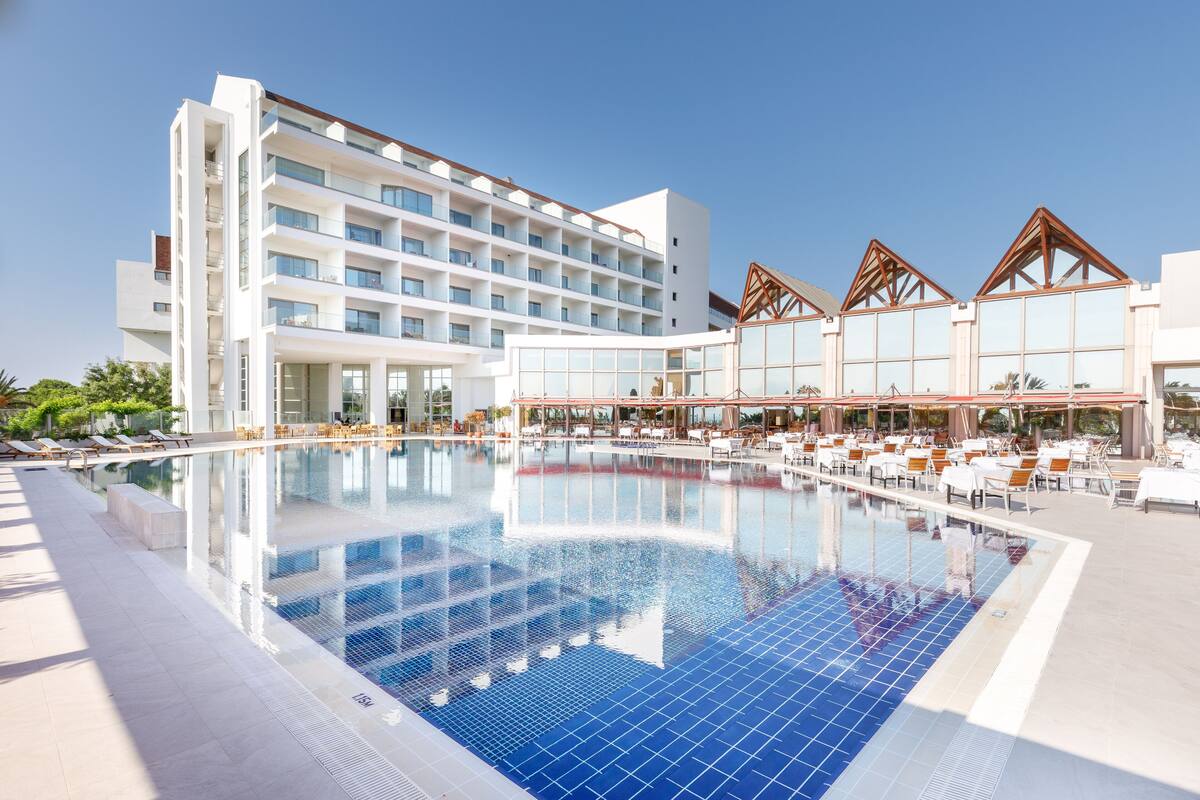 Grand Hotel Ontur In Cesme Expedia