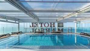 Utomhuspool