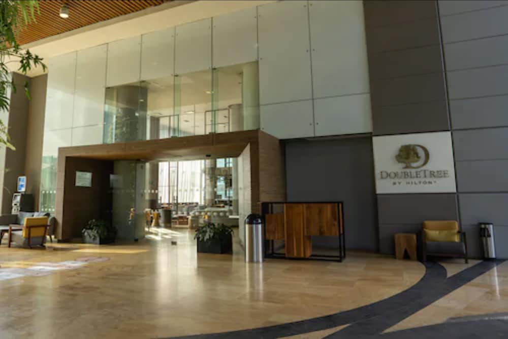 DoubleTree by Hilton Hotel Mexico City Santa Fe in Mexico City Best Rates & Deals on Orbitz