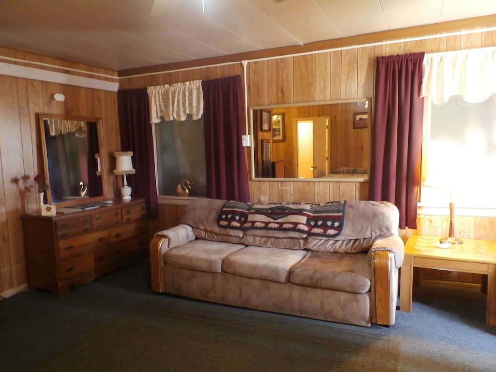 The Sage And Sand Motel in Saratoga, United States
