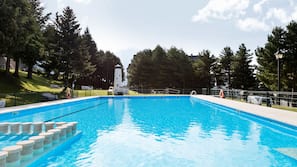 Indoor pool, outdoor pool