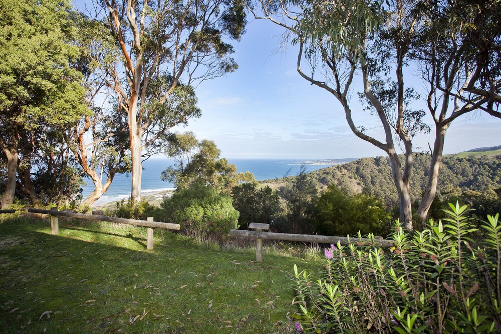 Beacon Point Ocean View Villas