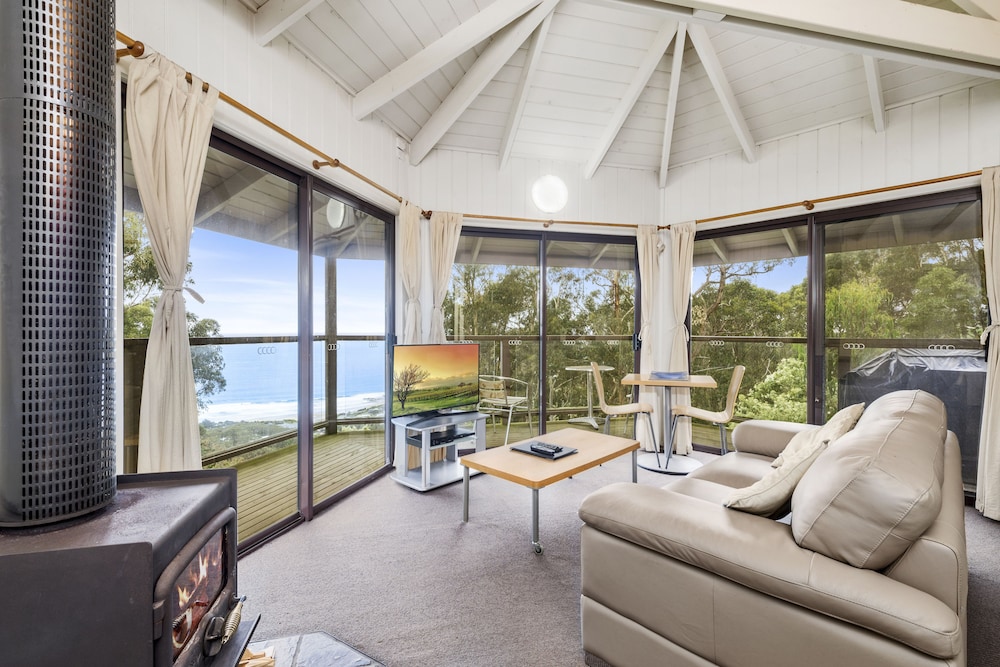 Beacon Point Ocean View Villas