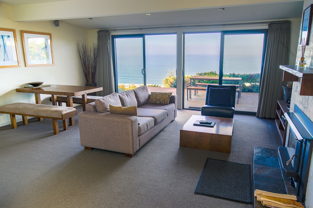 Beacon Point Ocean View Villas