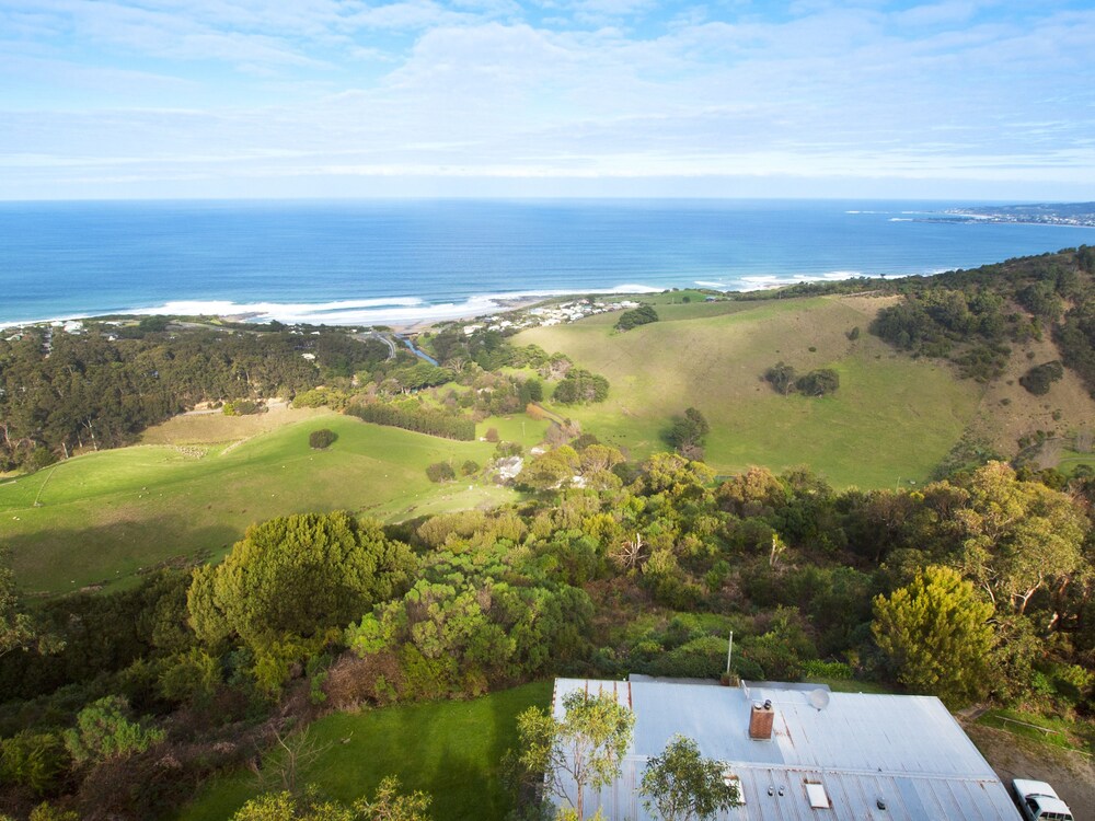 Beacon Point Ocean View Villas