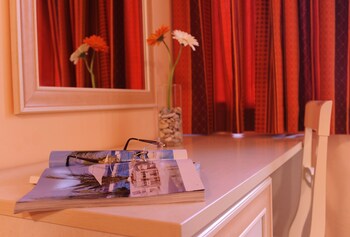 Hotel Etrusco Reviews Photos Rates Ebookerscom - 