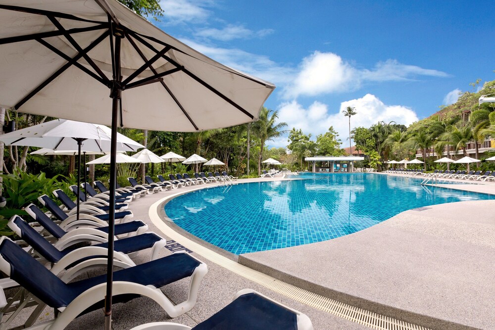 Indoor/outdoor pool, Centara Karon Resort Phuket