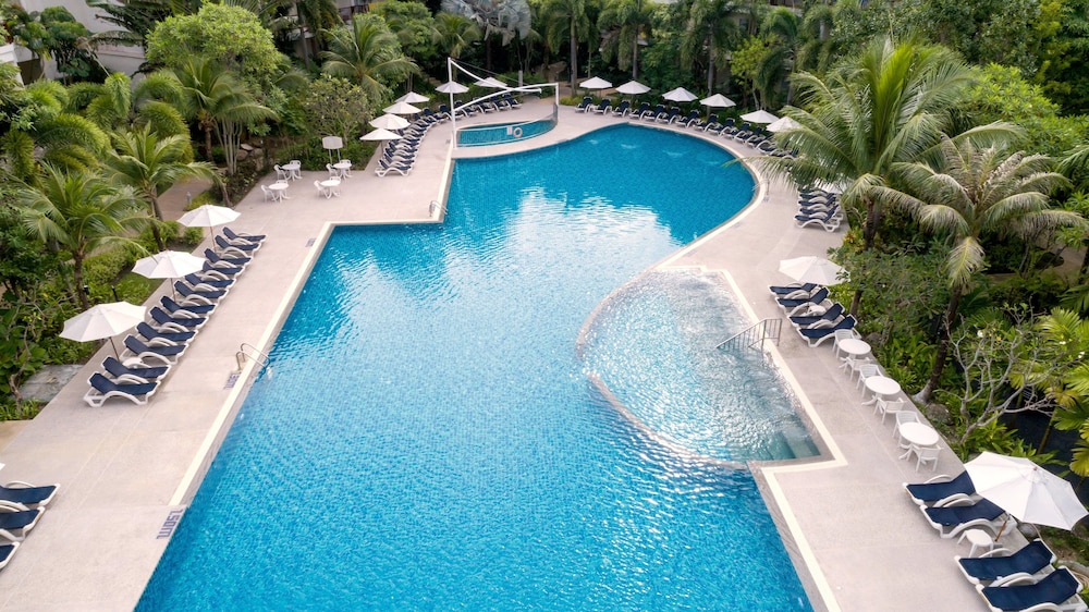 Indoor/outdoor pool, Centara Karon Resort Phuket