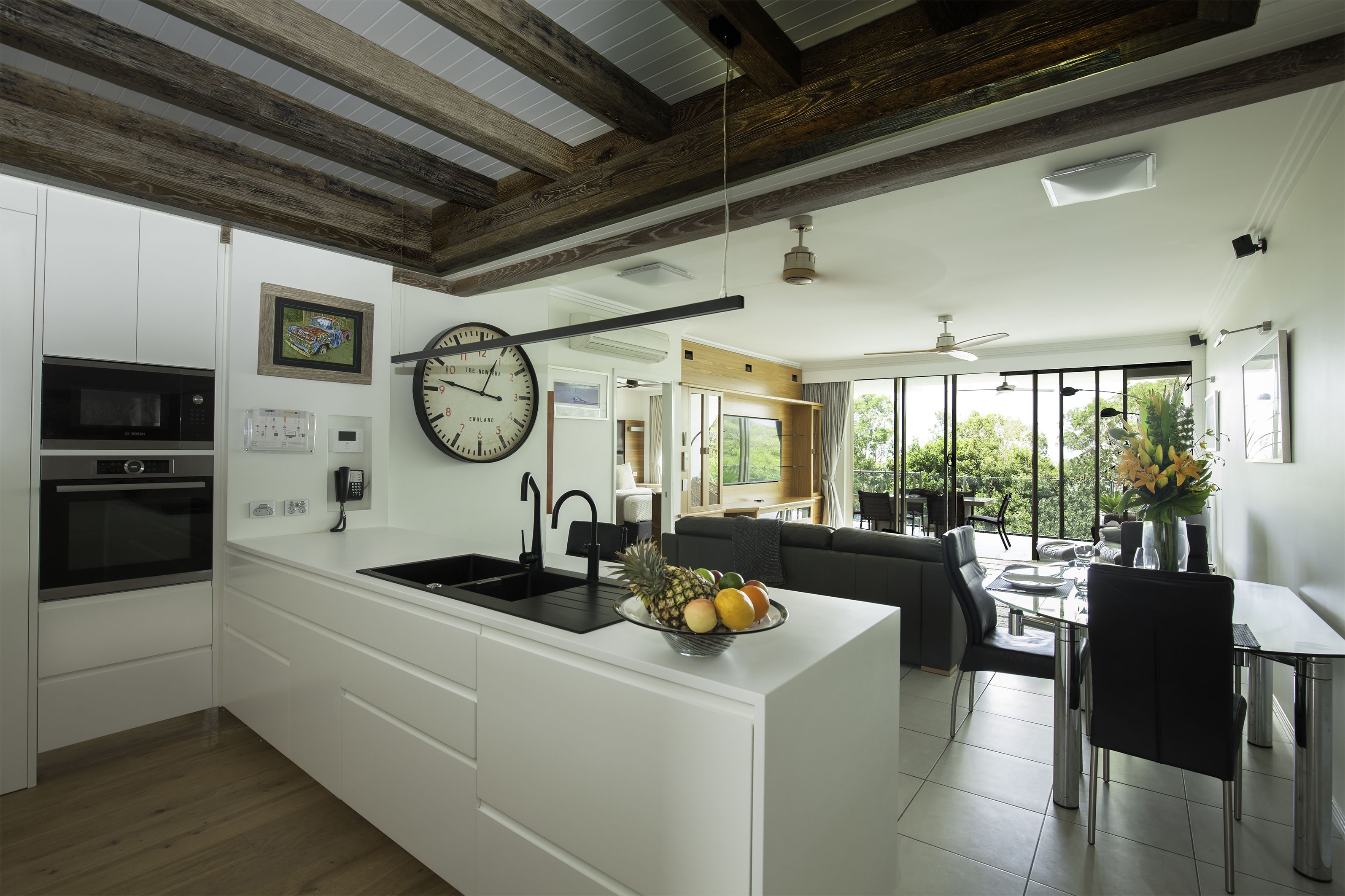 Waters Edge Apartments Cairns