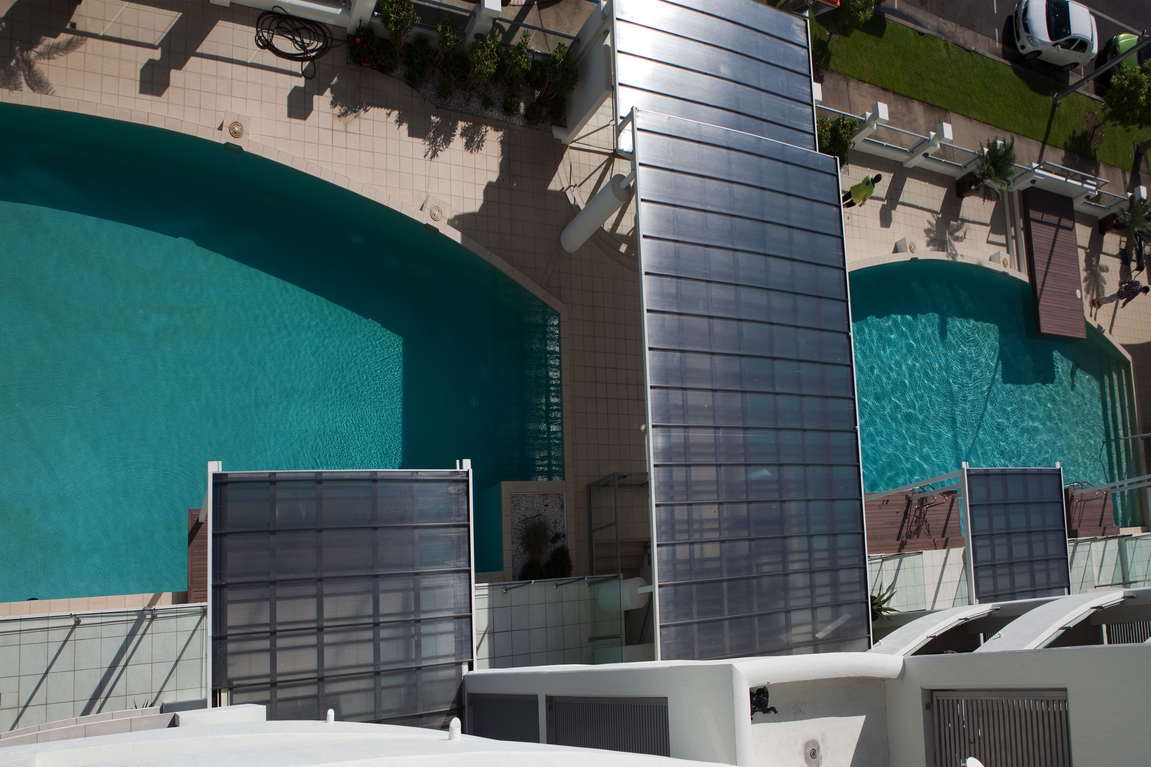 Waters Edge Apartments Cairns