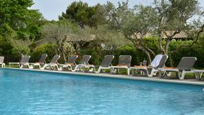 Piscine extérieure