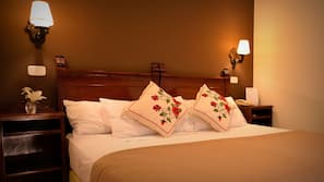 Premium bedding, in-room safe, individually decorated