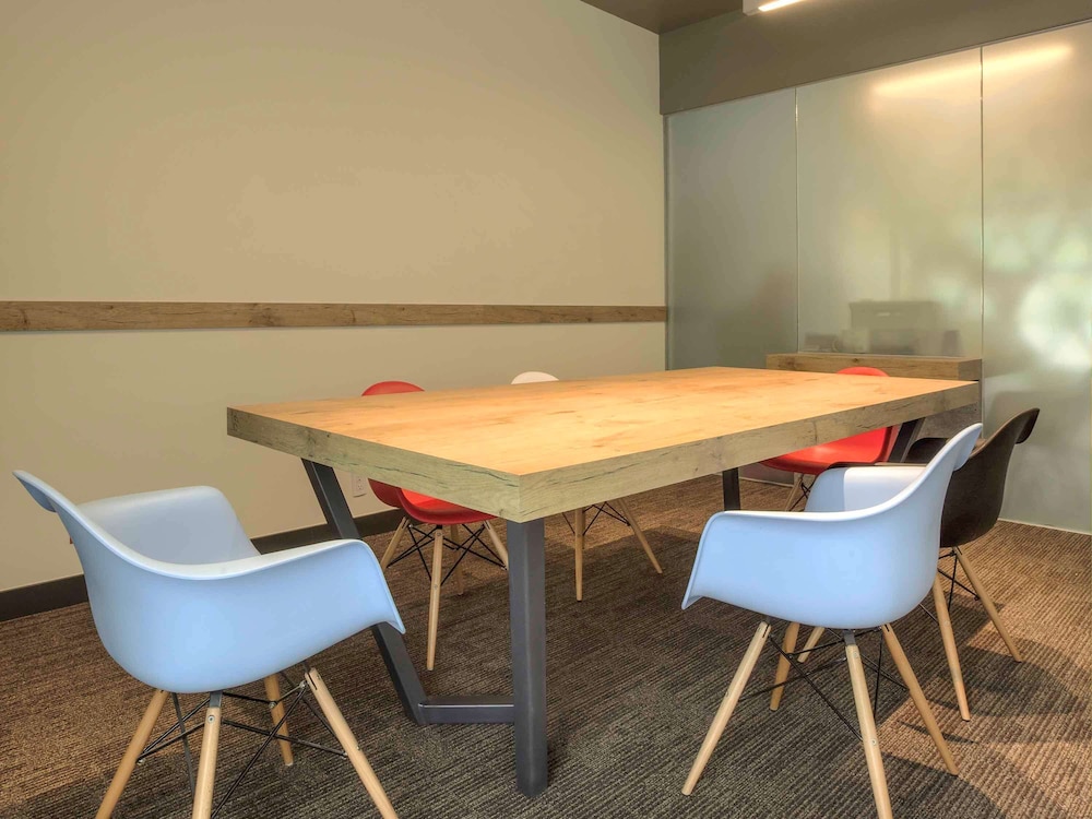 ibis Guadalajara Expo