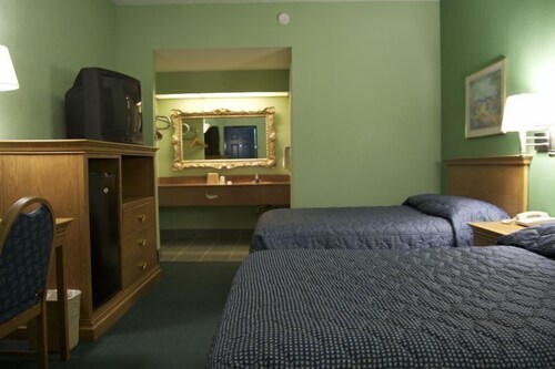 Deluxe Inn Vicksburg Mississippi Vicksburg 2020 Room Prices