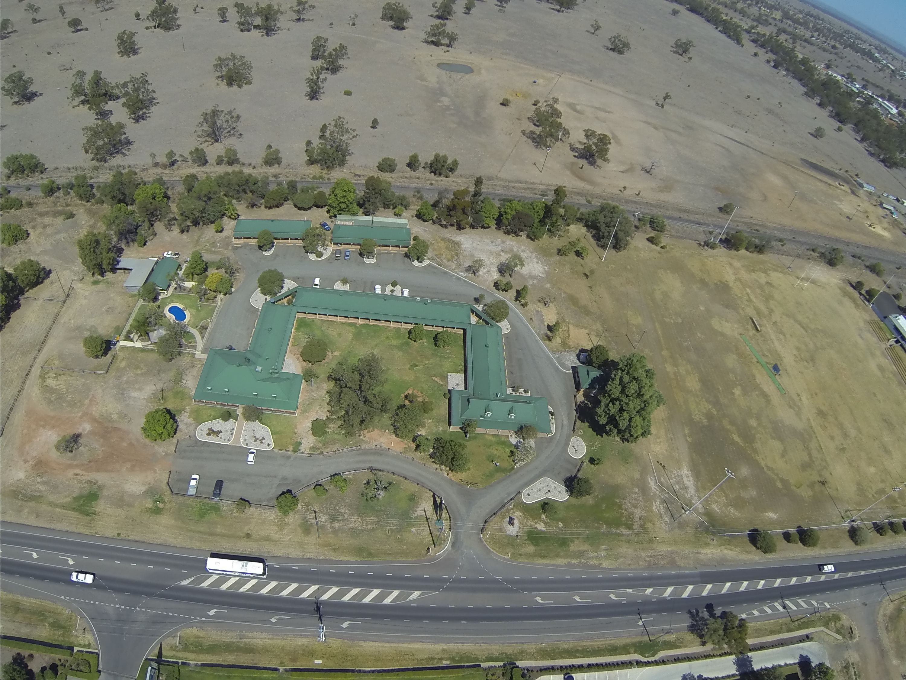 Overlander Homestead Motel