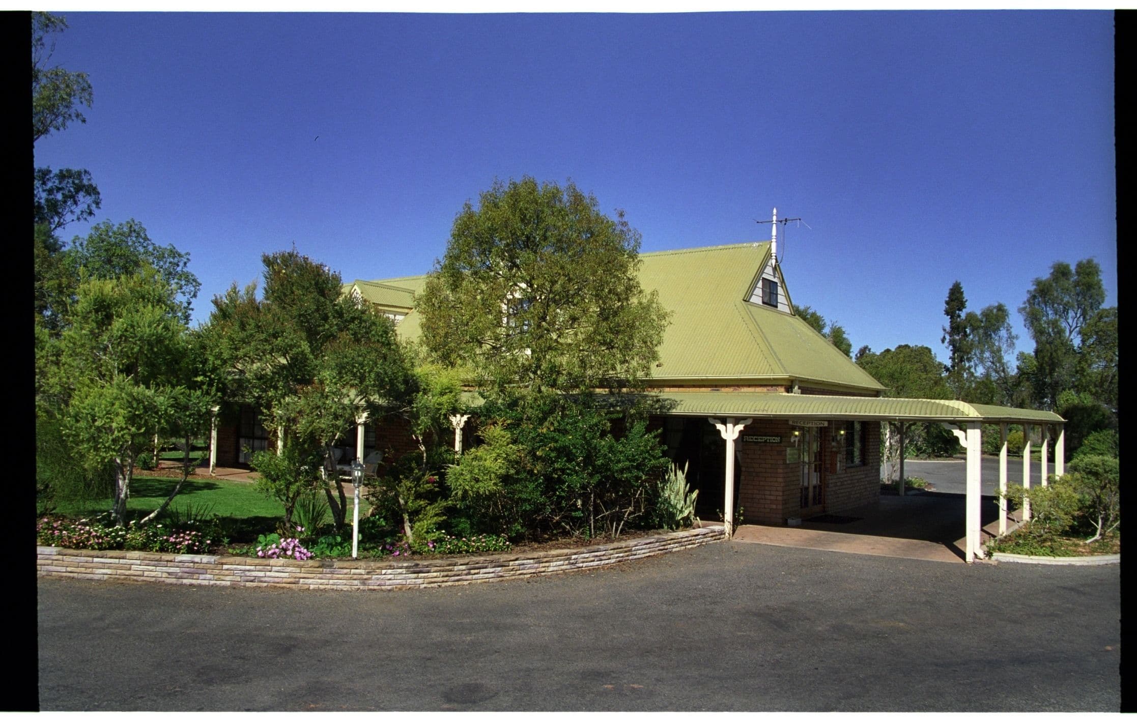 Overlander Homestead Motel