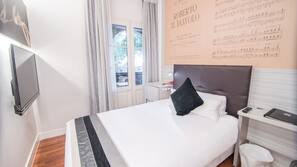 Minibar, coffre-fort suffisamment grand pour un ordinateur portable
