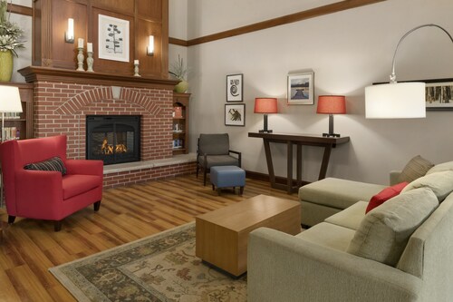 New London Hotels Find Deals On In Orbitz Country Inn Suites By Radisson Leton North Wi
