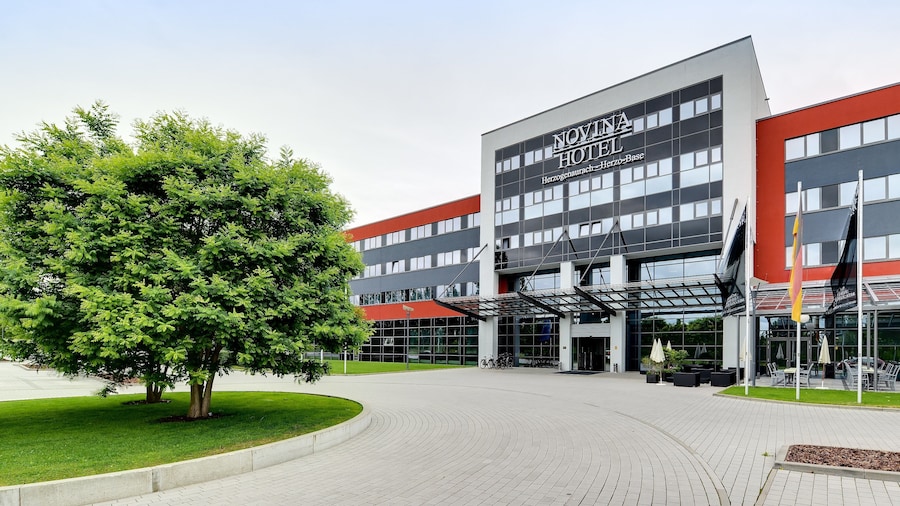 NOVINA HOTEL Herzogenaurach Herzo-Base