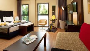 Minibar, in-room safe, desk, blackout curtains