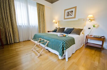 Hotel Plaza Opera Palermo 2020 Room Prices Reviews Travelocity