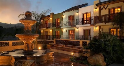 Avila La Fonda Hotel
