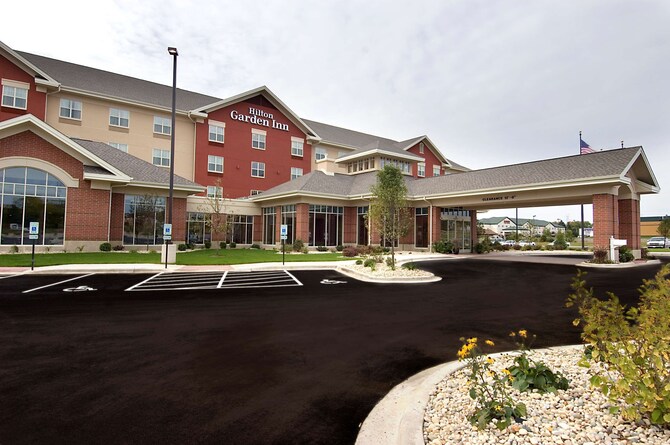 Hilton Garden Inn Rockford: 2022 Room Prices, Deals & Reviews ...