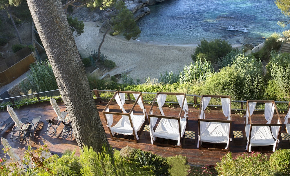 Salles Hotel Spa Cala Del Pi Castell Platja D Aro Esp Best