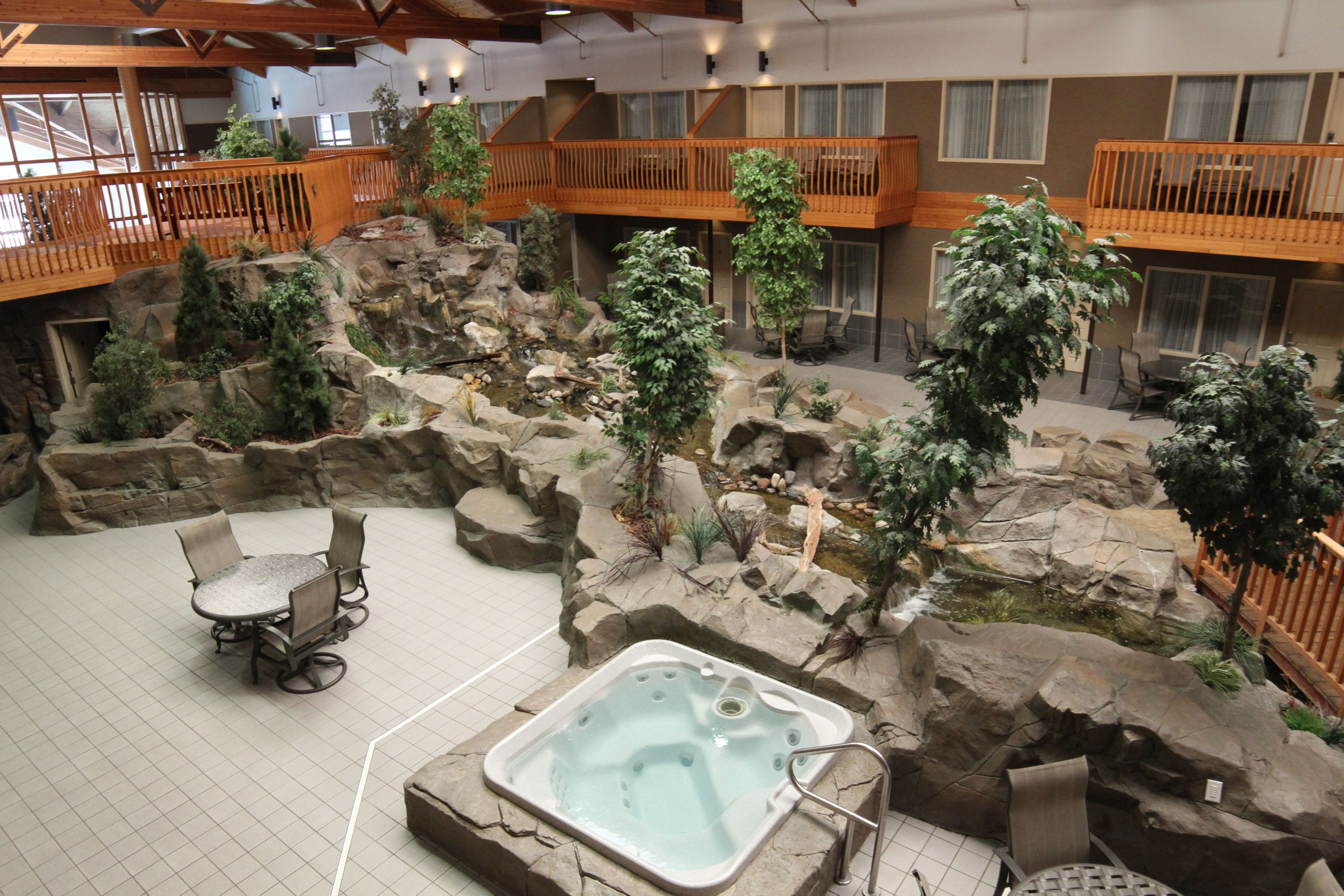 C'mon Inn Hotel & Suites in Grand Forks, United States